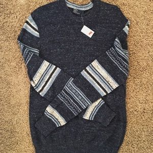 Men’s Gap navy sweater